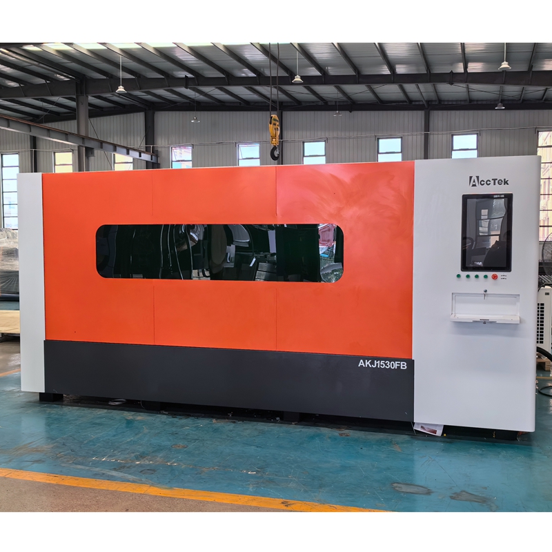Fiber Lasersnijmachine met bes - Fiber Laser Cutter 1500W Metal recensie en prijs