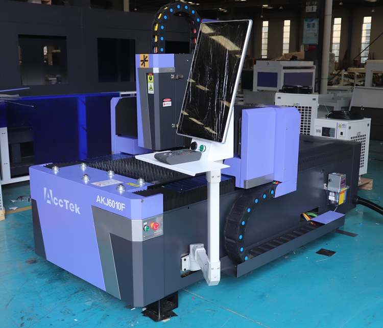 Vezellaser snijmachine 1500w 2 - Fiber Laser Cutter 1500W Metal recensie en prijs